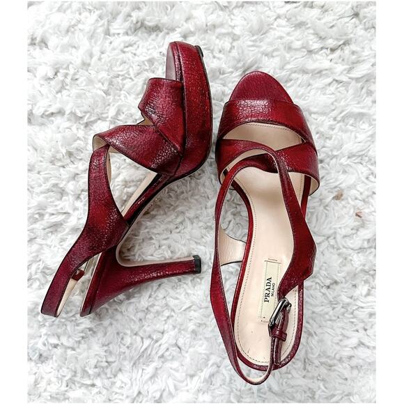 Prada Dark Red and Black Textured Leather Peep Toe Strappy Platform Heels 38.5 - Picture 1 of 11
